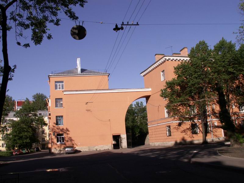 Комплекс на Тракторной улице, архитектор А. Никольский