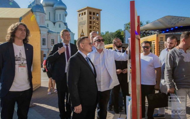 министр строительства и жилищно-коммунального хозяйства Российской Федерации Ирек Файзуллин