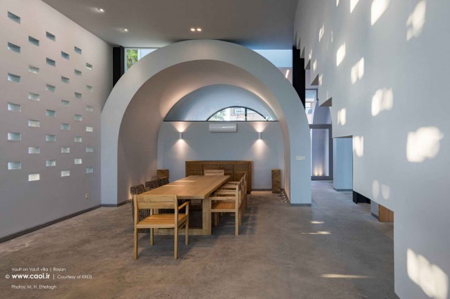 интерьер столовой, Vault Villa 