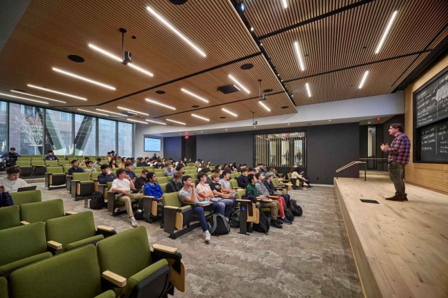 аудитория, Amy Gutmann Hall