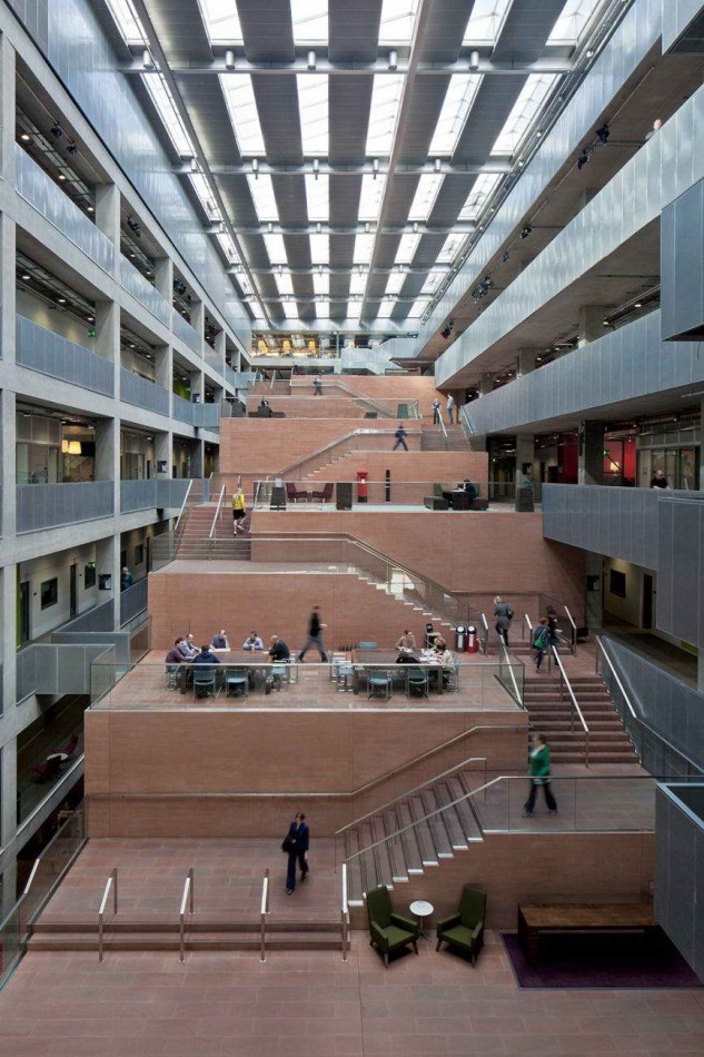 интерьер здания BBC Scotland
