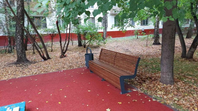 скамья с урной, благоустройство Хоббика