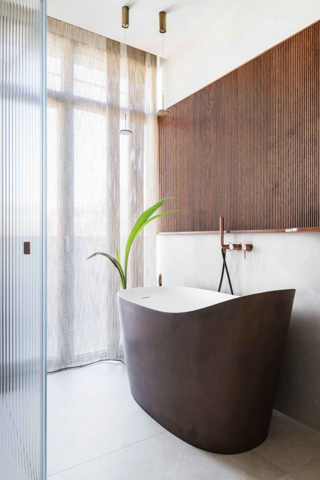 ванная комната в квартире Walnut White
