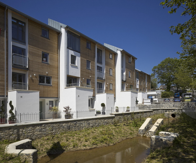 таун хаусы в районе Heathway West