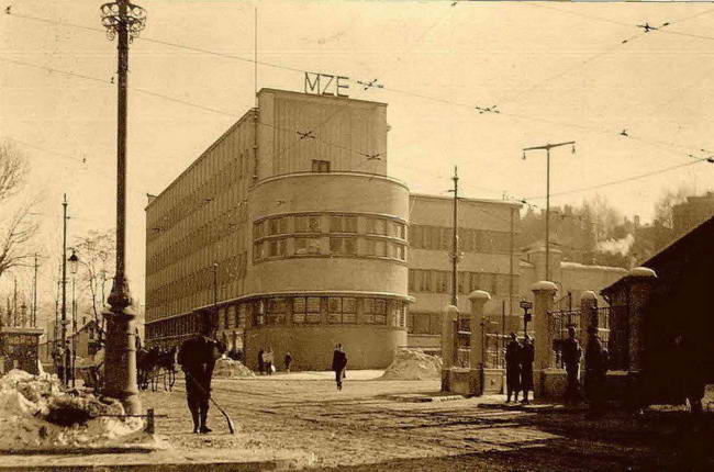 архитекторы Врубель и Карасинский, здание MZE, архивная фотография