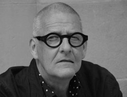 дизайнер Ruudt Peters