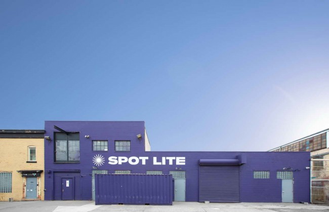 вход в Spot Lite