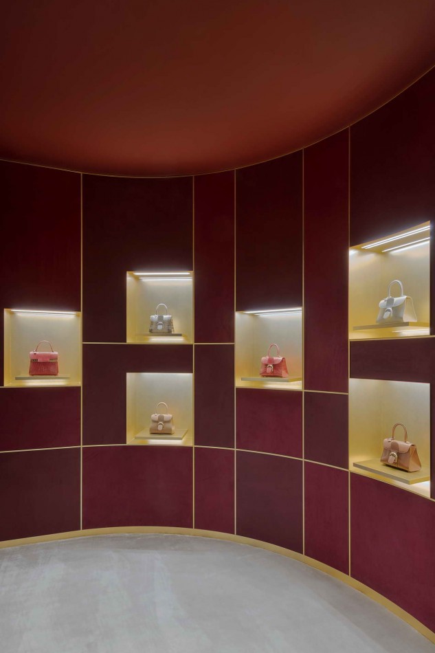 вестибюль, Delvaux в Дубае