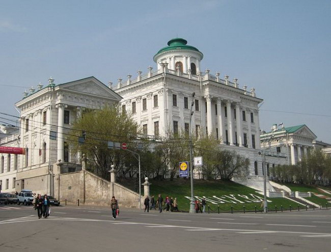 дом Пашкова в Москве, 1874 год, архитектор В. Баженов