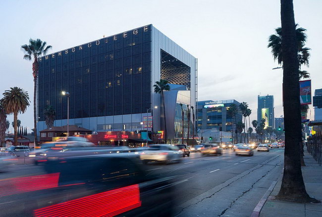 здание колледжа в Лос-Анжелесе, архитектор Thom Mayne, фотограф Ivan Baan