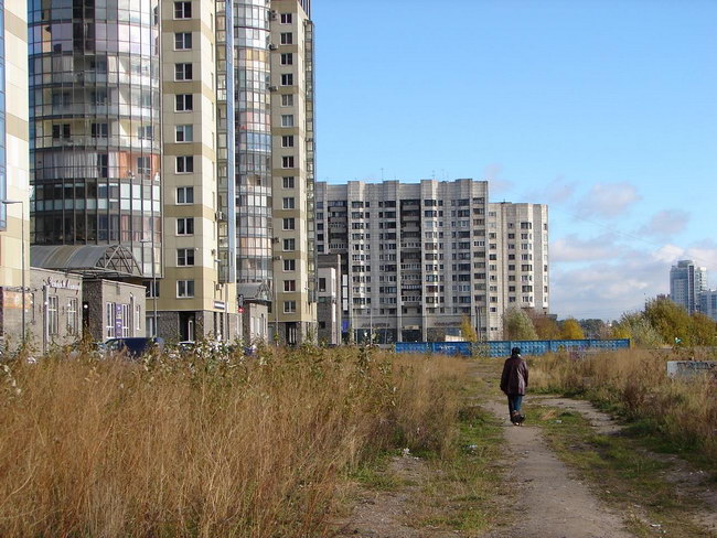 набережная реки Смоленки в Санкт-Петербурге