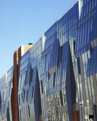 Учебно-лабораторный корпус СПбГУТ им. Бонч-Бруевича
Архитектурная мастерская Романова
Адрес: Санкт-Петербург , пр.Большевиков, д. 22, к. 1
Авторский коллектив:  Романов О.С. (рук), Демёнов И.Н., Акимова А.В., Громова Н.Г. (гл.инж.проекта), Филимонова И.В., Пищенюк Н.Ю., при участии Потаралова Д.П.
Проектирование 2007-2008 
Строительство настоящее время

